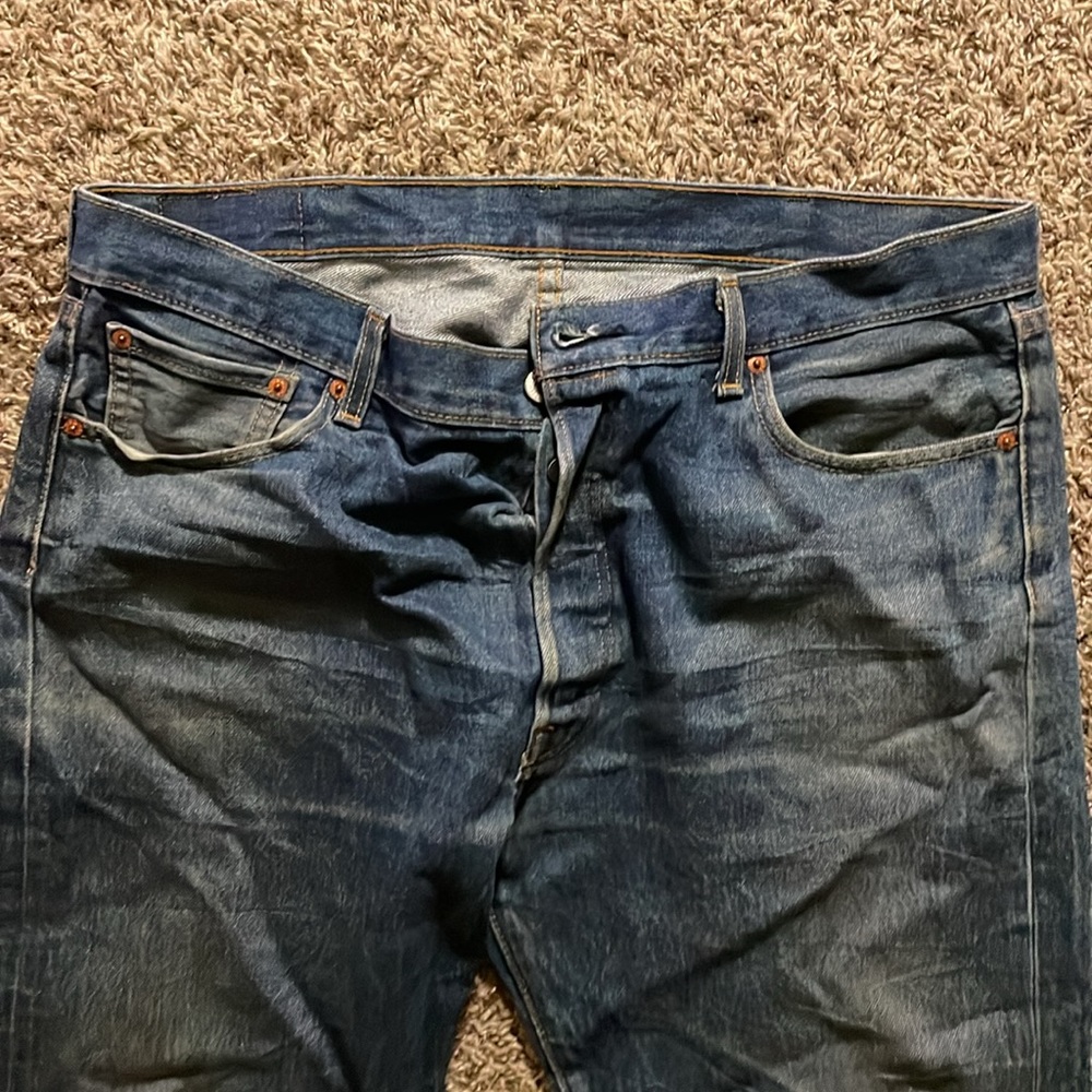LEVIS JEANS - Picture 2 of 4
